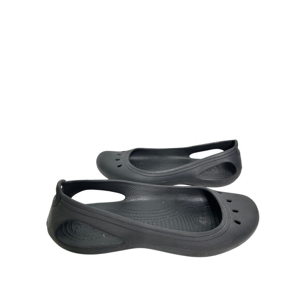Crocs Size 9 Kadee Black Rubber Water proof Closed Toe Flat Sandals Pool Beach